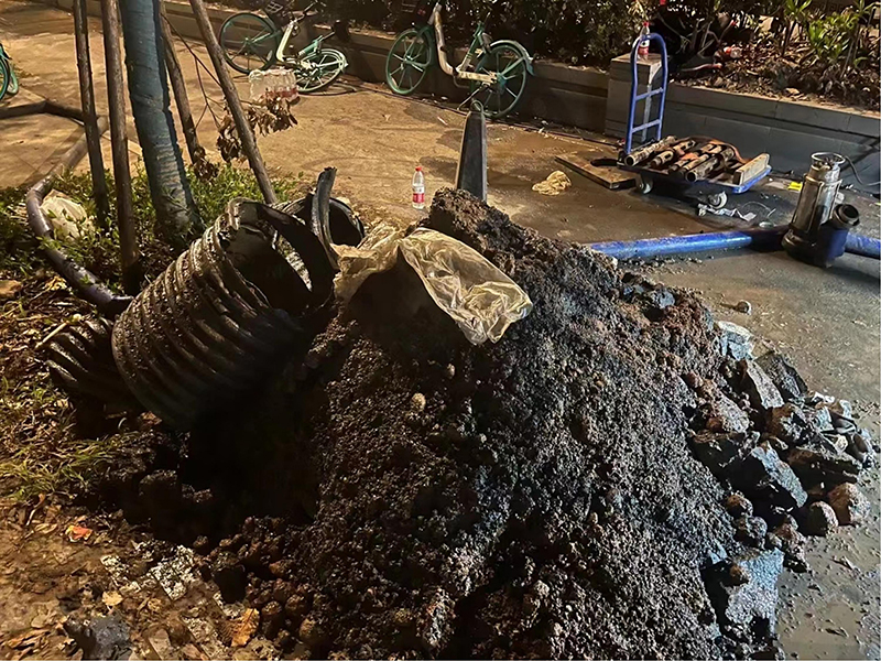 山东本地下水道疏通师傅，不通不收费【距您500米】